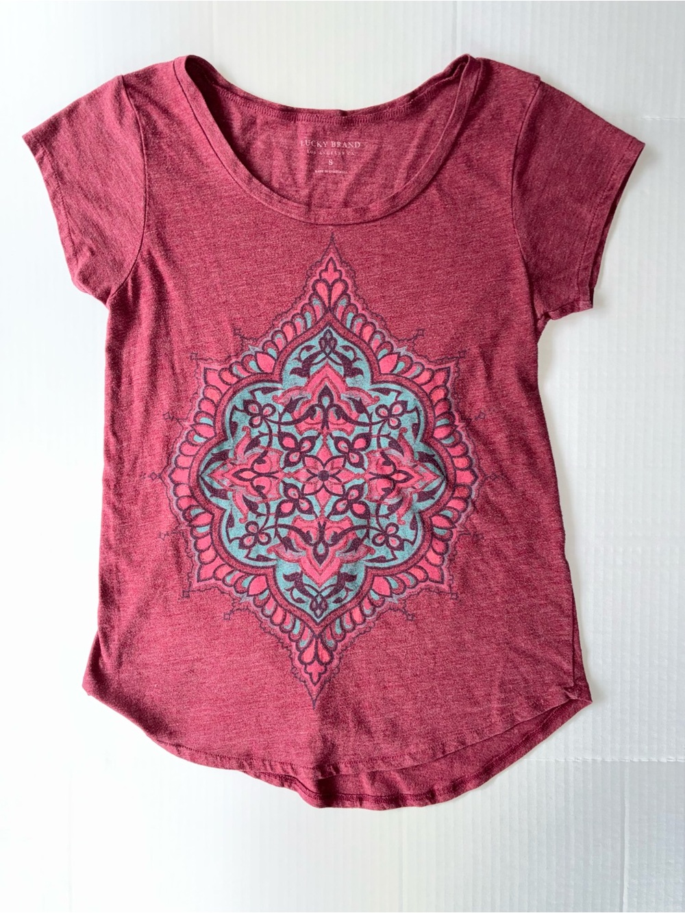 Lucky Brand Women’s Short Sleeve Red Abstract Graphic Shirt Size Small
